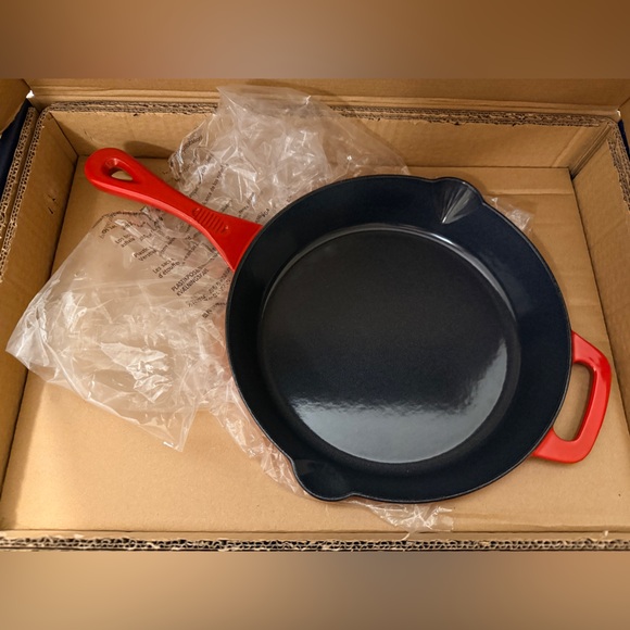 [NWT] Zwillings' Henckels Enameled Cast Iron Frypan – 26cm/10" – Vibrant Red - Picture 1 of 12